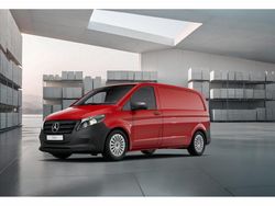 Rot Gebraucht 2025 Mercedes Vito Van / Kleinbus | € 52.788 (Teuer)
