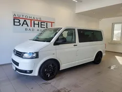 Weiss normal Gebraucht 2013 VW Multivan Startline Kombi | € 29.900 (Teuer)