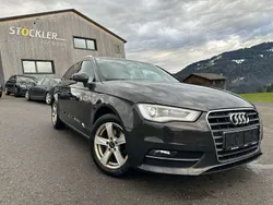 Braun Gebraucht 2013 Audi A3 Sportback Ambiente Kleinwagen | € 9.390 (Etwas zu teuer)