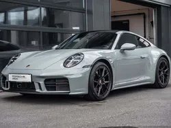 Grün Gebraucht 2024 Porsche 911 Carrera Coupé | € 192.200 (Fairer Preis)