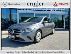Grau Gebraucht 2019 Mercedes B180 Van / Kleinbus | € 20.900 (Etwas zu teuer)