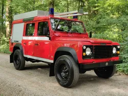 Rot Gebraucht 1993 Land Rover Defender SUV | € 52.000
