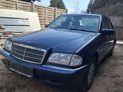 Gebraucht 1999 Mercedes C200 Elegance Limousine | € 1.800