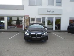 Schwarz Gebraucht 2022 BMW 116 Kleinwagen | € 19.990 (Fairer Preis)