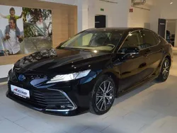 Schwarz metallic Gebraucht 2023 Toyota Camry Limousine | € 48.990