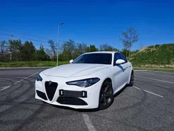 Weiß Gebraucht 2019 Alfa Romeo Giulia Super Limousine | € 19.800 (Fairer Preis)