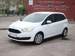 Weiß Gebraucht 2017 Ford Grand C-Max Trend Van / Kleinbus | € 7.490 (Fairer Preis)