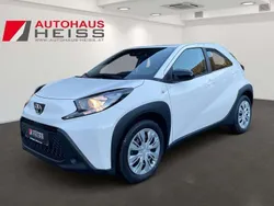 Weiß Neu 2024 Toyota Aygo X-play Kleinwagen | € 14.490 (Guter Preis)