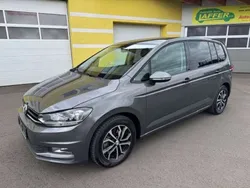 Grau Gebraucht 2016 VW Touran Van / Kleinbus | € 16.999 (Fairer Preis)