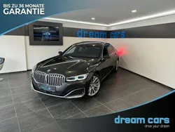 Grau Gebraucht 2020 BMW 730L Executive Limousine | € 49.900