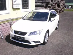 Weiß Gebraucht 2014 Seat Leon ST Reference Kombi | € 7.990 (Teuer)