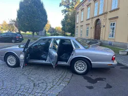 Silber Gebraucht 2000 Jaguar XJ8 Executive Limousine | € 21.650
