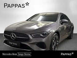 Mountaingrau metallic Gebraucht 2024 Mercedes CLA180 Limousine | € 36.790 (Superpreis)