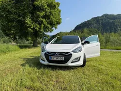 Weiß Gebraucht 2014 Hyundai i30 Limousine | € 8.700 (Fairer Preis)