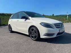 Weiß Gebraucht 2013 Mercedes B220 Van / Kleinbus | € 9.450