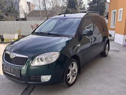 Grün Gebraucht 2009 Skoda Roomster Kombi | € 4.390