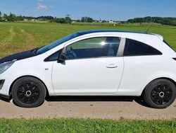 Weiß Gebraucht 2013 Opel Corsa Edition Limousine | € 3.000 (Guter Preis)