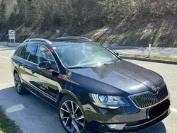Gebraucht 2013 Skoda Superb Ambition Kombi | € 9.800