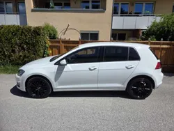 Weiß Gebraucht 2015 VW Golf VII LOUNGE Limousine | € 7.300 (Superpreis)