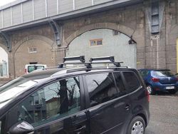 Schwarz Gebraucht 2013 VW Touran Van / Kleinbus | € 7.000 (Superpreis)