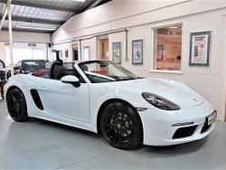 Weiß Gebraucht 2016 Porsche 718 Boxster Cabrio | € 39.604