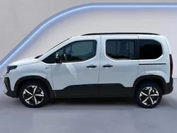 Weiß Neu 2025 Peugeot Rifter Van / Kleinbus | € 33.990 (Guter Preis)