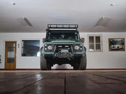 Grün Gebraucht 2013 Land Rover Defender SUV | € 64.900