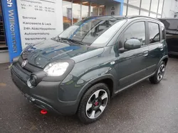 Grün Neu 2024 Fiat Panda Cross Cross Kleinwagen | € 16.990