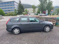 Schwarz Gebraucht 2010 Ford Focus Trend Kombi | € 650
