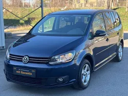 Blau Gebraucht 2011 VW Touran Trendline Van / Kleinbus | € 8.490 (Fairer Preis)