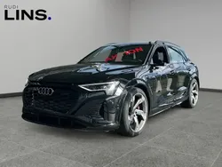 Schwarz metallicperleffektno Neu 2025 Audi SQ8 e-tron Sport SUV | € 104.904