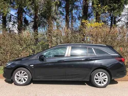 Schwarz Gebraucht 2016 Opel Astra Sport Kombi | € 7.990