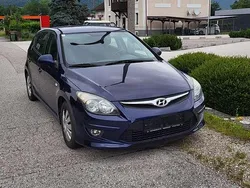 Blau Gebraucht 2010 Hyundai i30 Comfort Kombi | € 4.000 (Fairer Preis)