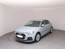 Hellgrau metallicperleffekt Gebraucht 2024 Audi A1 Sportback Advanced Kleinwagen | € 23.290 (Guter Preis)
