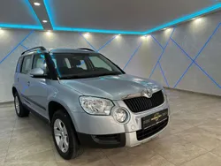 Grau Gebraucht 2010 Skoda Yeti Ambition SUV | € 9.500 (Fairer Preis)