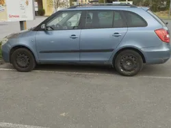 Blau Gebraucht 2008 Skoda Fabia Ambiente Limousine | € 2.000 (Etwas zu teuer)