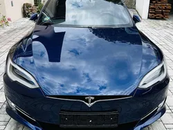 Blau Gebraucht 2019 Tesla Model S Limousine | € 27.500 (Guter Preis)