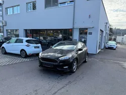 Schwarz Gebraucht 2018 Ford Focus Titanium Limousine | € 10.880 (Superpreis)