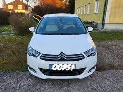Weiß Gebraucht 2015 Citroën C4 PureTech Limousine | € 6.700 (Guter Preis)