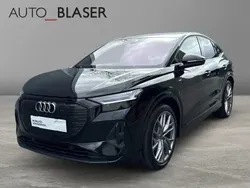 Schwarz metallicperleffektno Gebraucht 2022 Audi Q4 Sportback e-tron Ambiente SUV | € 48.990 (Etwas zu teuer)