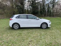 Weiß Gebraucht 2019 Hyundai i30 Limousine | € 11.850 (Etwas zu teuer)