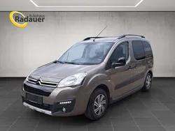 Braun Gebraucht 2016 Citroën Berlingo Van / Kleinbus | € 14.990