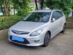 Silber Gebraucht 2011 Hyundai i30 Kombi | € 5.720 (Fairer Preis)