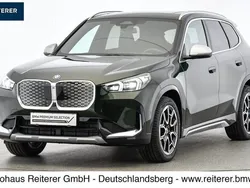 Grün (sanremo green) Gebraucht 2024 BMW iX1 xLine SUV | € 54.990 (Fairer Preis)