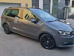 Grau Gebraucht 2016 VW Sharan Business Van / Kleinbus | € 19.900 (Guter Preis)