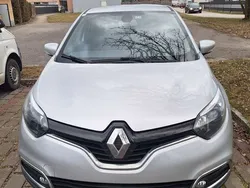 Grau Gebraucht 2014 Renault Captur Expression SUV | € 7.500 (Guter Preis)