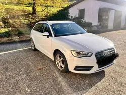 Weiß Gebraucht 2014 Audi A3 Sportback Limousine | € 8.550 (Superpreis)