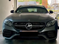 Grau Gebraucht 2017 Mercedes E63 AMG AMG Limousine | € 70.990