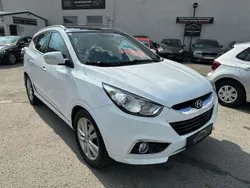 Weiß Gebraucht 2011 Hyundai ix35 Style SUV | € 8.999 (Fairer Preis)