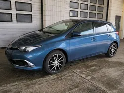 Blau Gebraucht 2015 Toyota Auris Lounge Limousine | € 9.990 (Fairer Preis)
